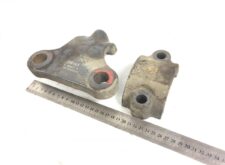 Suport bară stabilizatoare axă față jos dreapta Volvo 28161 28162