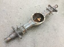 Traversă Axa Motor MAN (Coduri: 81354015734, 81354015733, 8135401-5734, 8135401-5733)
