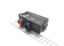 Valvă solenoid Mercedes A0049975536