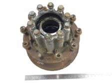 Butuc Roată cu Disc de Frână, Axa Motrice Dreapta pentru Mercedes, Coduri: A9463560201, 9463560201, A9603561801, 9603561801, A9424230112, A9424230012, 9424230112, 9424230012, A9424212112, 942421211