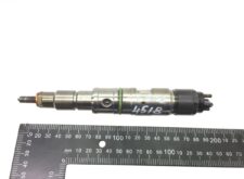 Injector combustibil Volvo coduri 20806011, 21006085, 7421006085, 7420806011, 85013311