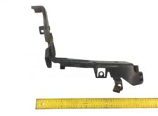 Suport Far Stânga Volvo 84061089-11 cu Riglă pentru Măsurători