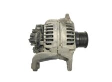 Alternator Volvo - Coduri piese: 21429787, 85003357, 85009357, 85020824, 85026824, 20409420, 20466317, 20849352, 5010589551, 20409240, 20849351, 21429786, 85020820, 7421429789, 7420862899, 85003-26