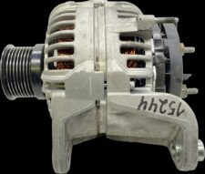 Alternator Volvo pentru diverse modele, coduri OEM: 21429787, 85003357, 85009357, 85020824, 85026824, 20409420, 20466317, 20849352, 5010589551, 20409240, 20849351, 21429786, 85020820, 7421429789, 7420862899, 85003