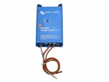 Incarcator de baterii Victron Energy Phoenix Charger 24/25 1
