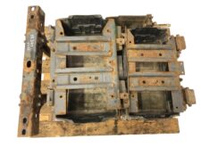 Suport Baterie Volvo (Coduri: 22003951, 21313144, 21313145, 21342418, 22391364, 21412903, 21964726, 23851196, 22037133, 22037134)