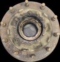 Butuc Roată Frână Disc Axa Motrice Stânga pentru Volvo 85107753 / 7485107753 / 20516957 / 20535263 / 7420535263 / 7420535264 / 85103803 / 20567394 / 20428193 / 21575071 / 22105672 / 22105678