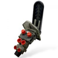Supapă Principală de Frână cu Pedală VDL 5801546260 1102408020 759010027 30016603 235400003-12