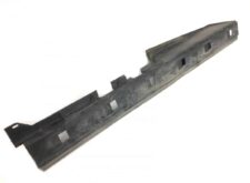 Protecție laterală stânga împotriva prafului pentru intercooler, Volvo - Cod 20484918