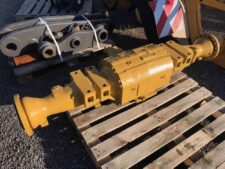Axa frontală Caterpillar 924G - Piese utilaje de construcții