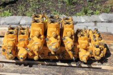 Distribuitor Hidraulic pentru Excavator Hitachi EX300-1