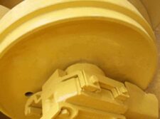 Idler Buldozer Komatsu D355 - Rolă de Tensiune Galbenă