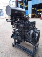 Motor Komatsu SAA6D107E-1 în stare impecabilă