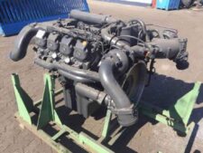 Motor Mercedes-Benz OM422A