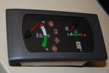 Panou de Control pentru Utilaje Caterpillar cu Indicator Combustibil și Temperatură Apă