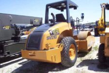 Compactor Case SV210 - Piese Motor