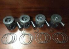 Set pistoane și segmenți pentru motoare excavatoare Deere