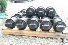 Role de rulare Hitachi EX220 pentru excavatoare