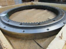 Coroană de Rotire pentru Excavator Case CX17B
