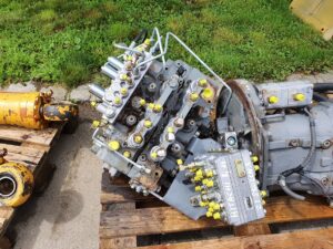 Distribuitor hidraulic pentru hitachi zx 210
