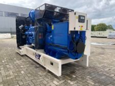 Generator de curent industrial Fg Wilson 1375 kVa cu motor Perkins