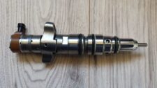 Injector pentru motor Deutz F4L1011